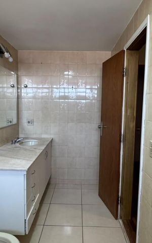 Apartamento para alugar com 227m², 4 quartos e 2 vagasBanheiro do Quarto 1
