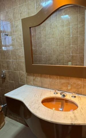 Apartamento para alugar com 227m², 4 quartos e 2 vagasLavabo