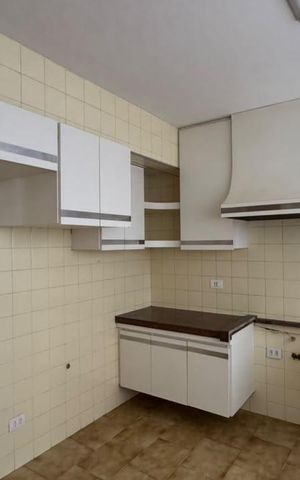 Apartamento para alugar com 227m², 4 quartos e 2 vagasCozinha