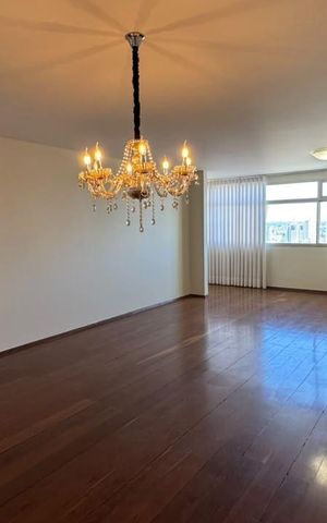 Apartamento para alugar com 227m², 4 quartos e 2 vagasSala