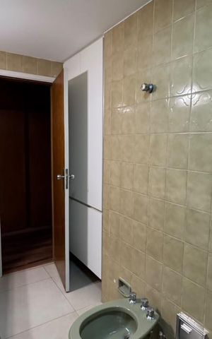 Apartamento para alugar com 227m², 4 quartos e 2 vagasBanheiro Social