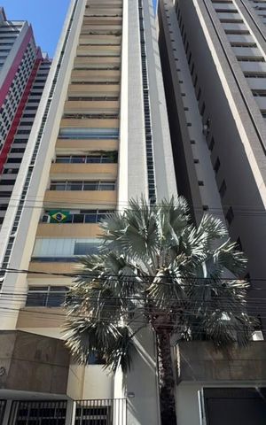 Apartamento para alugar com 227m², 4 quartos e 2 vagasFachada