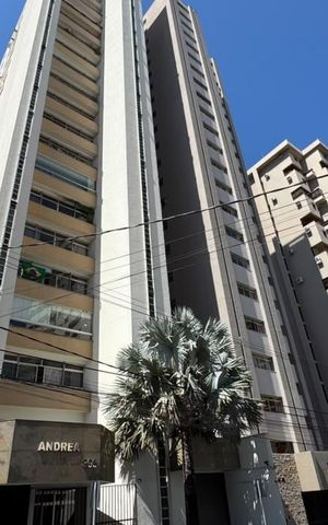 Apartamento para alugar com 227m², 4 quartos e 2 vagasFachada