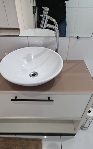 Apartamento para alugar com 58m², 1 quarto e 1 vaga Apartamento para alugar com 58m², 1 quarto e 1 vagaBanheiro da Suíte