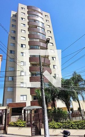 Apartamento para alugar com 55m², 2 quartos e 1 vaga Apartamento para alugar com 55m², 2 quartos e 1 vagaFachada