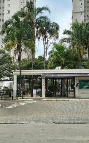 Apartamento para alugar com 45m², 2 quartos e 1 vaga Apartamento para alugar com 45m², 2 quartos e 1 vagaFachada