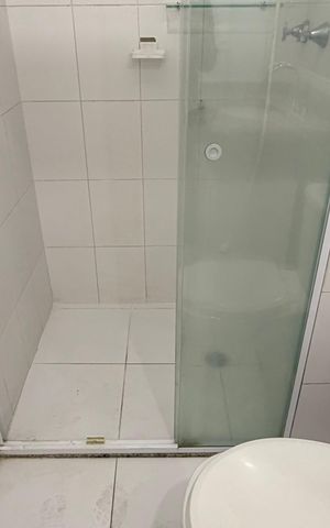 Apartamento à venda com 84m², 3 quartos e 2 vagas Apartamento à venda com 84m², 3 quartos e 2 vagasBanheiro social