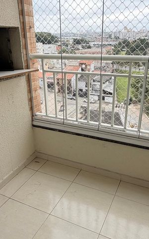 Apartamento à venda com 84m², 3 quartos e 2 vagas Apartamento à venda com 84m², 3 quartos e 2 vagasVaranda