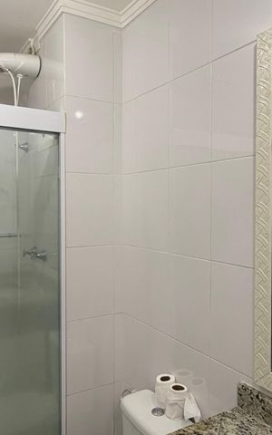 Apartamento à venda com 84m², 3 quartos e 2 vagas Apartamento à venda com 84m², 3 quartos e 2 vagasBanheiro social