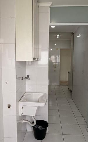 Apartamento à venda com 84m², 3 quartos e 2 vagas Apartamento à venda com 84m², 3 quartos e 2 vagasÁrea de serviço