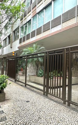 Apartamento para alugar com 200m², 4 quartos e 1 vaga