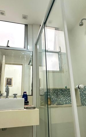 Apartamento para alugar com 200m², 4 quartos e 1 vaga