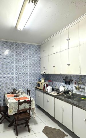 Apartamento para alugar com 200m², 4 quartos e 1 vaga