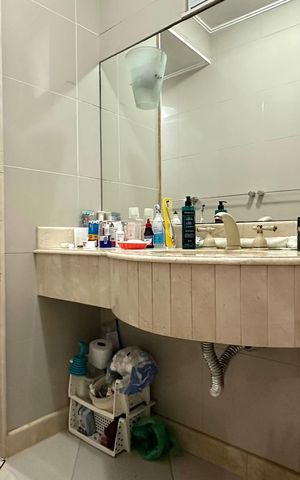 Apartamento para alugar com 200m², 4 quartos e 1 vaga