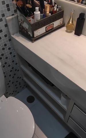 Apartamento para alugar com 80m², 2 quartos e 2 vagas Apartamento para alugar com 80m², 2 quartos e 2 vagasBanheiro da Suíte