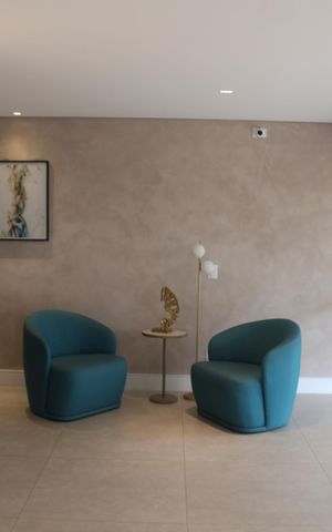 Apartamento para alugar com 80m², 2 quartos e 2 vagasHall social