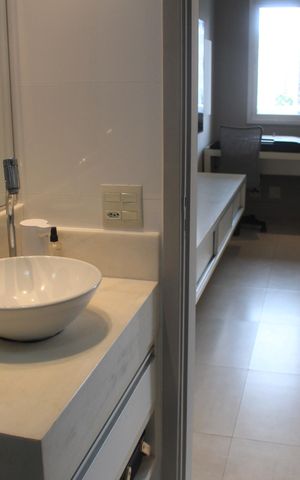 Apartamento para alugar com 80m², 2 quartos e 2 vagasBanheiro Social