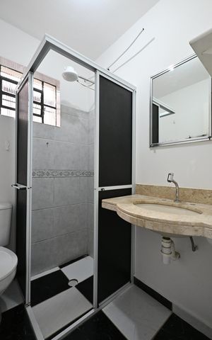 Casa para alugar com 25m², 2 quartos e sem vagaBanheiro