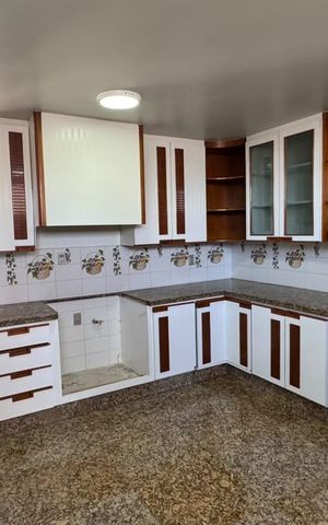 Apartamento para alugar com 280m², 4 quartos e 2 vagas Apartamento para alugar com 280m², 4 quartos e 2 vagasCozinha