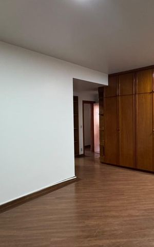 Apartamento para alugar com 280m², 4 quartos e 2 vagas Apartamento para alugar com 280m², 4 quartos e 2 vagasSuite 1