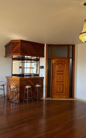 Apartamento para alugar com 280m², 4 quartos e 2 vagas Apartamento para alugar com 280m², 4 quartos e 2 vagasSala 2