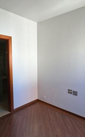 Apartamento para alugar com 280m², 4 quartos e 2 vagas Apartamento para alugar com 280m², 4 quartos e 2 vagasBanheiro da Suíte 3