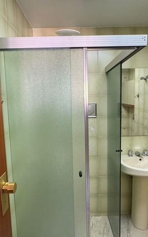 Apartamento para alugar com 280m², 4 quartos e 2 vagas Apartamento para alugar com 280m², 4 quartos e 2 vagasBanheiro da Suíte 3