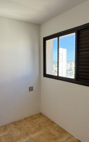 Apartamento para alugar com 280m², 4 quartos e 2 vagas Apartamento para alugar com 280m², 4 quartos e 2 vagasQuarto de Serviço