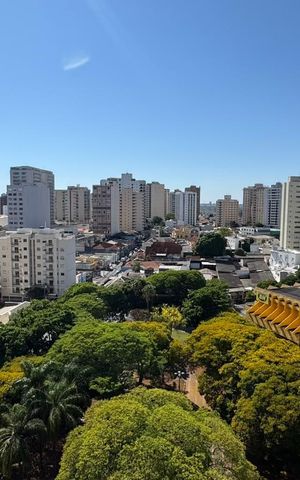 Apartamento para alugar com 280m², 4 quartos e 2 vagas Apartamento para alugar com 280m², 4 quartos e 2 vagasVista da Varanda