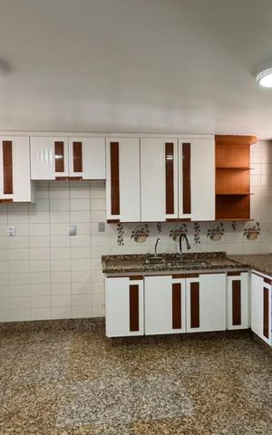 Apartamento para alugar com 280m², 4 quartos e 2 vagas Apartamento para alugar com 280m², 4 quartos e 2 vagasCozinha