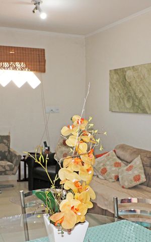 Casa para alugar com 188m², 3 quartos e 4 vagasSala