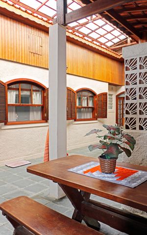 Casa para alugar com 188m², 3 quartos e 4 vagasÁrea externa