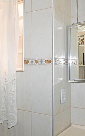 Casa para alugar com 188m², 3 quartos e 4 vagasSuíte 1 Banheiro
