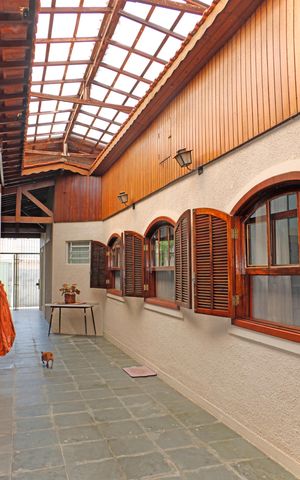 Casa para alugar com 188m², 3 quartos e 4 vagasÁrea externa
