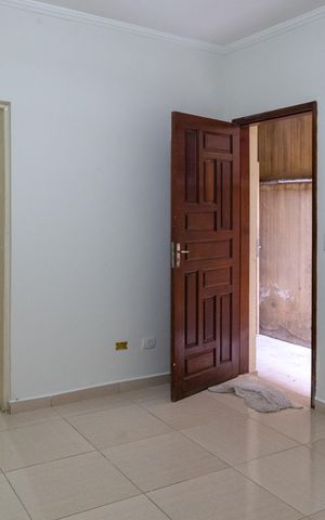 Casa para alugar com 49m², 1 quarto e 1 vagaSala