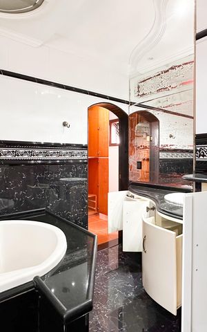 Casa para alugar com 300m², 4 quartos e 2 vagas Casa para alugar com 300m², 4 quartos e 2 vagasBanheiro da Suíte