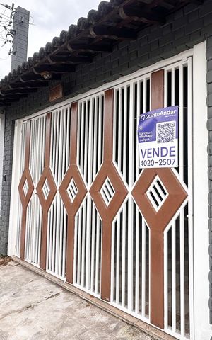 Casa para alugar com 300m², 4 quartos e 2 vagas Casa para alugar com 300m², 4 quartos e 2 vagasFachada