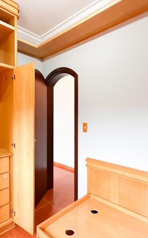 Casa para alugar com 300m², 4 quartos e 2 vagas Casa para alugar com 300m², 4 quartos e 2 vagasQuarto 3