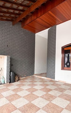 Casa para alugar com 300m², 4 quartos e 2 vagas Casa para alugar com 300m², 4 quartos e 2 vagasGaragem