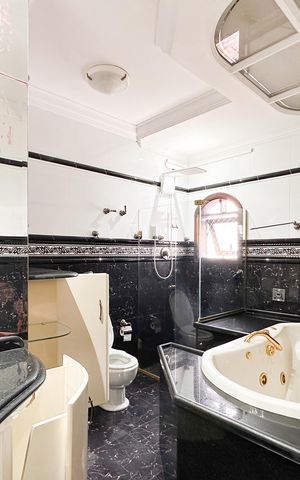 Casa para alugar com 300m², 4 quartos e 2 vagas Casa para alugar com 300m², 4 quartos e 2 vagasBanheiro da Suíte