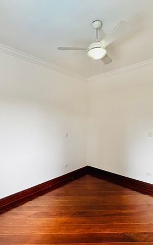 Casa de condomínio para alugar com 400m², 5 quartos e 5 vagasSuíte 1
