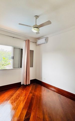 Casa de condomínio para alugar com 400m², 5 quartos e 5 vagasSuíte 1