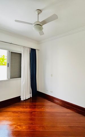Casa de condomínio para alugar com 400m², 5 quartos e 5 vagasSuíte 3