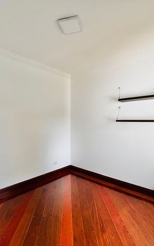 Casa de condomínio para alugar com 400m², 5 quartos e 5 vagasSuíte 2