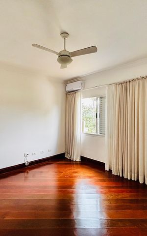 Casa de condomínio para alugar com 400m², 5 quartos e 5 vagasSuíte 4