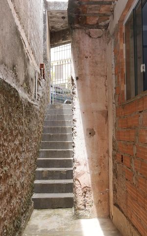Casa para alugar com 40m², 1 quarto e sem vagaEscada