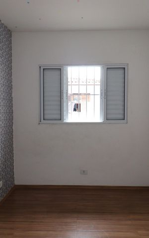 Casa para alugar com 94m², 2 quartos e 2 vagasQuarto 2