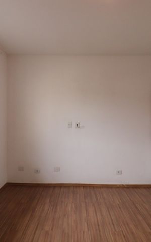 Casa para alugar com 94m², 2 quartos e 2 vagasQuarto 1