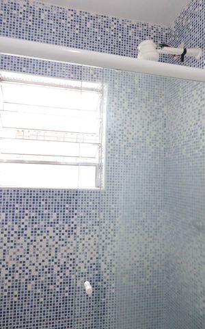 Casa para alugar com 94m², 2 quartos e 2 vagasBanheiro