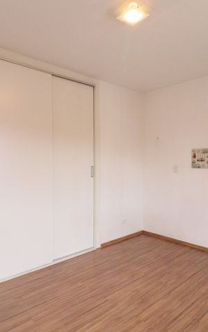 Casa para alugar com 94m², 2 quartos e 2 vagasQuarto 1